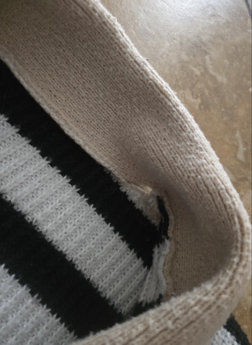 Open Front Long Knit Cardigan - Picture 9 of 10